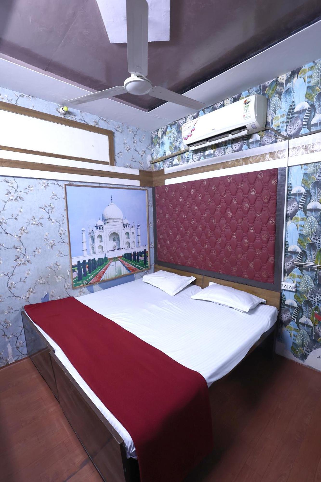 Taj City Hotel Agra  Buitenkant foto